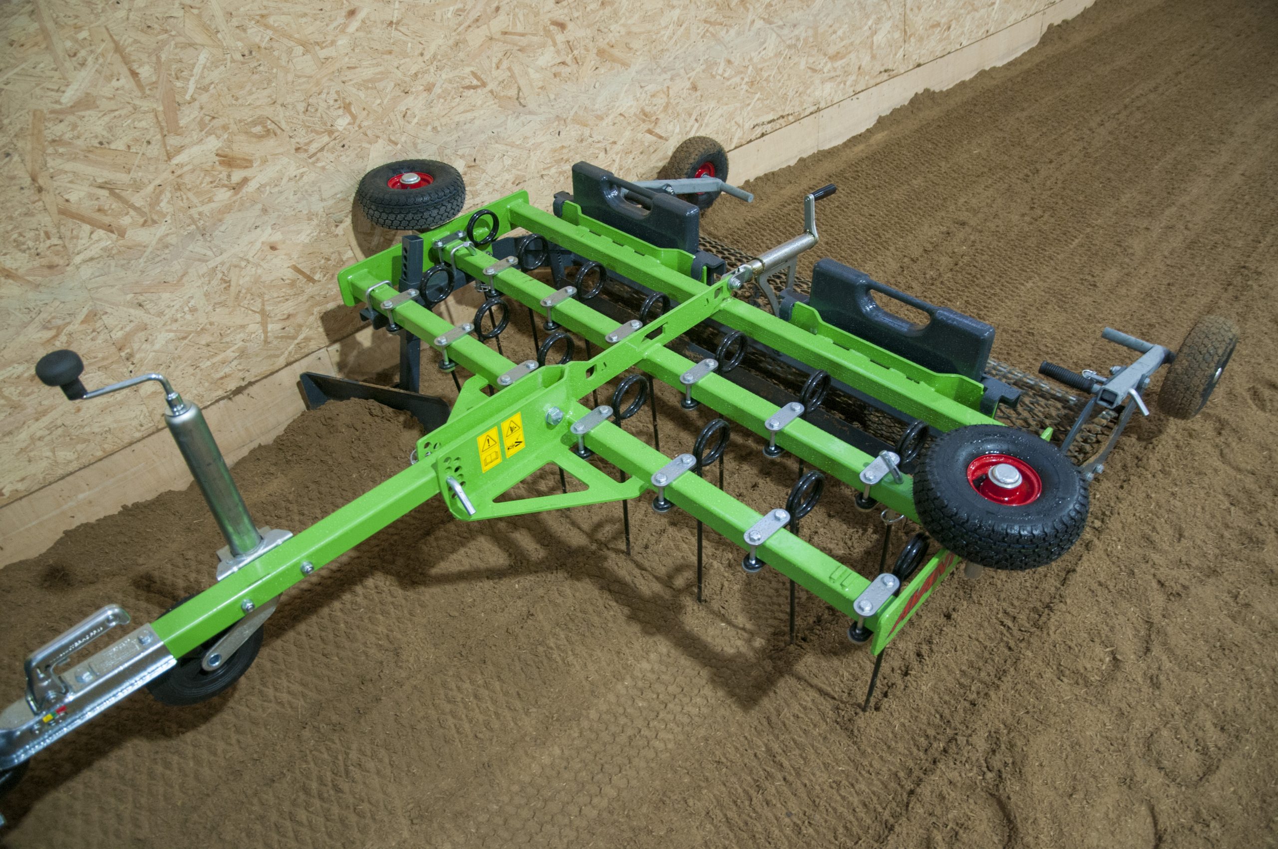 A21646 HORSE ARENA HARROW WORK 5 Avant